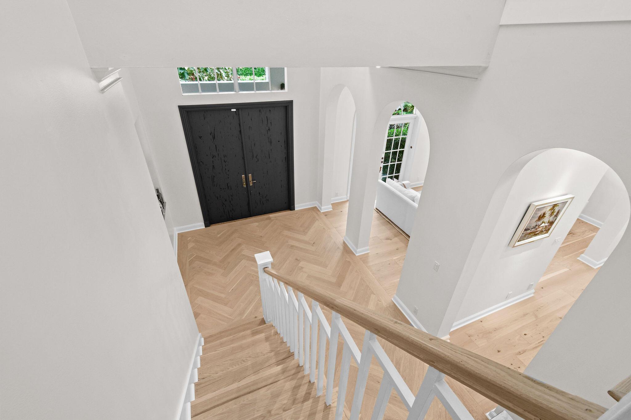EL CID COURT - Residential