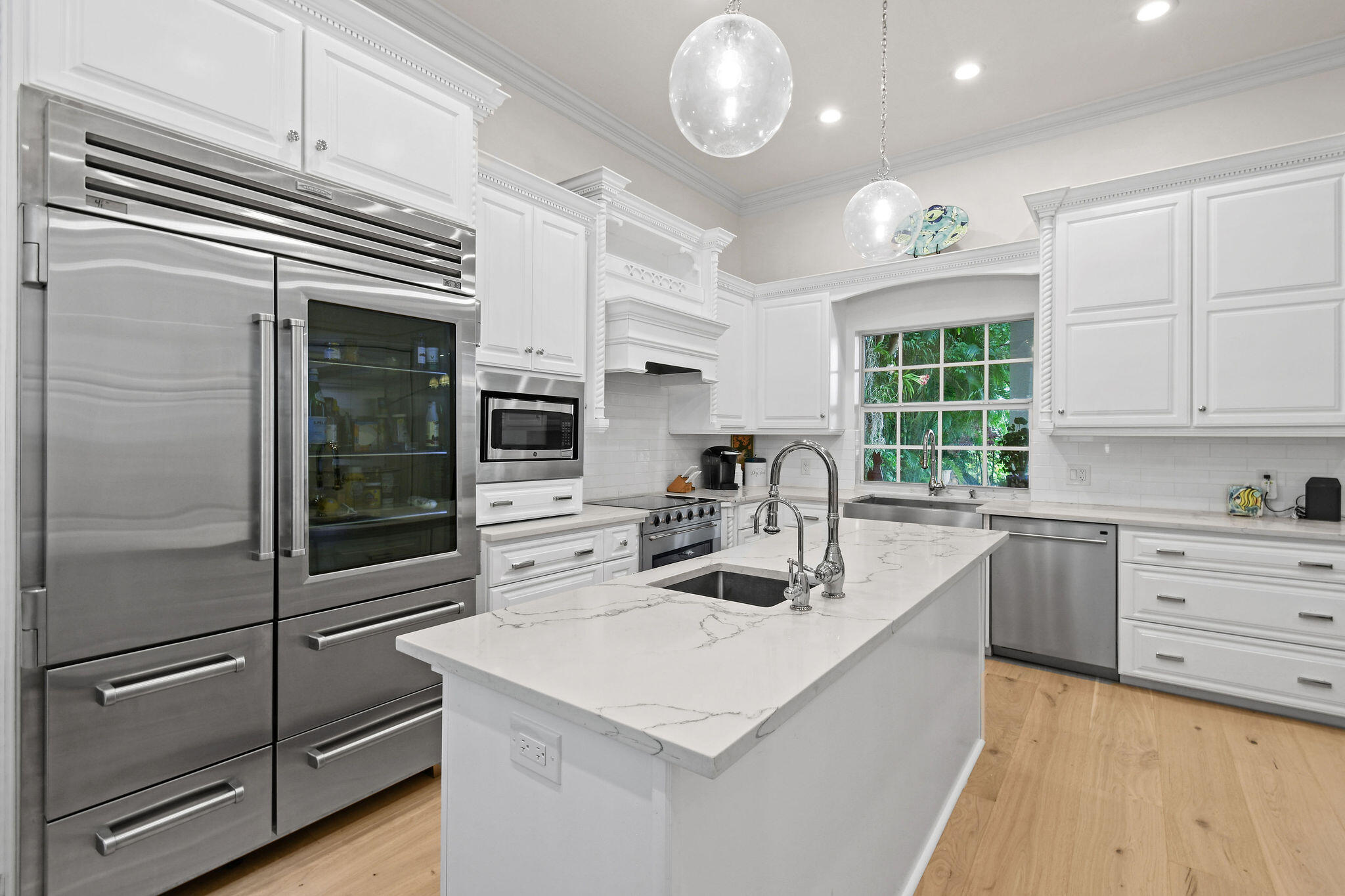 EL CID COURT - Residential