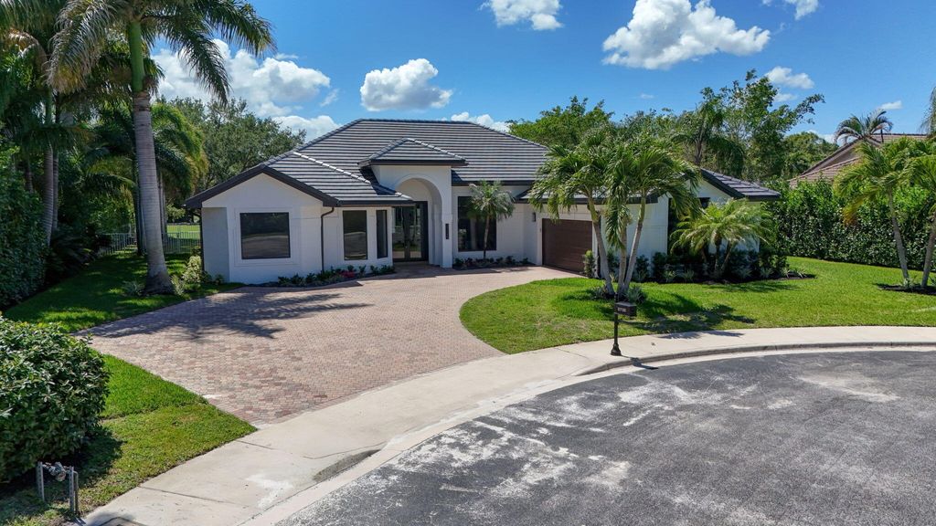 Photo of 2725 Seneca Circle, West Palm Beach, FL 33409 (MLS # B26019302)