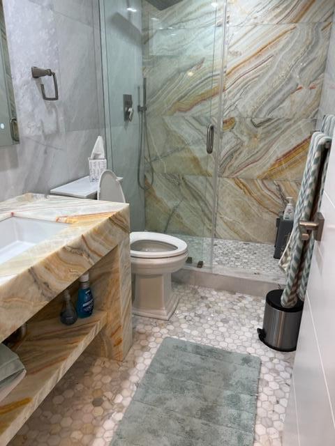 YACHT CLUB ON THE INTRACO - Residential Lease