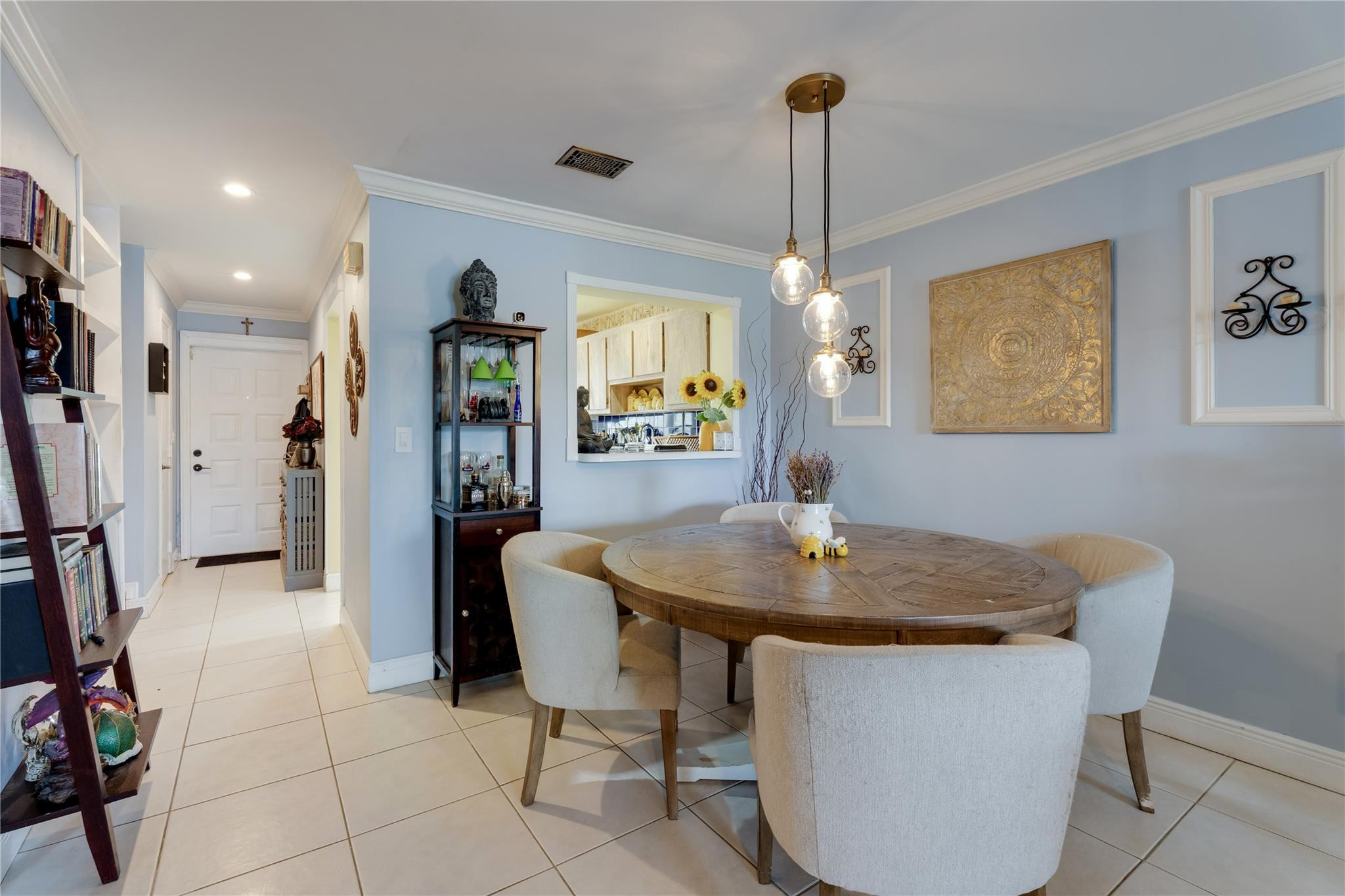 WESTVIEW CONDOMINIUM NO.8 - Residential