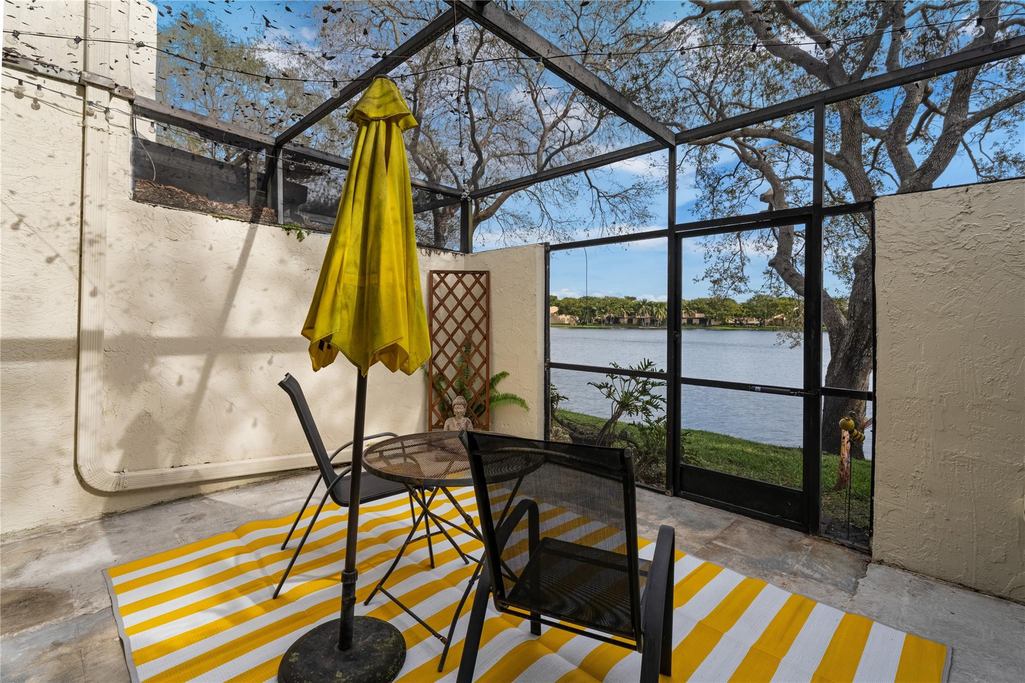 WESTVIEW CONDOMINIUM NO.8 - Residential