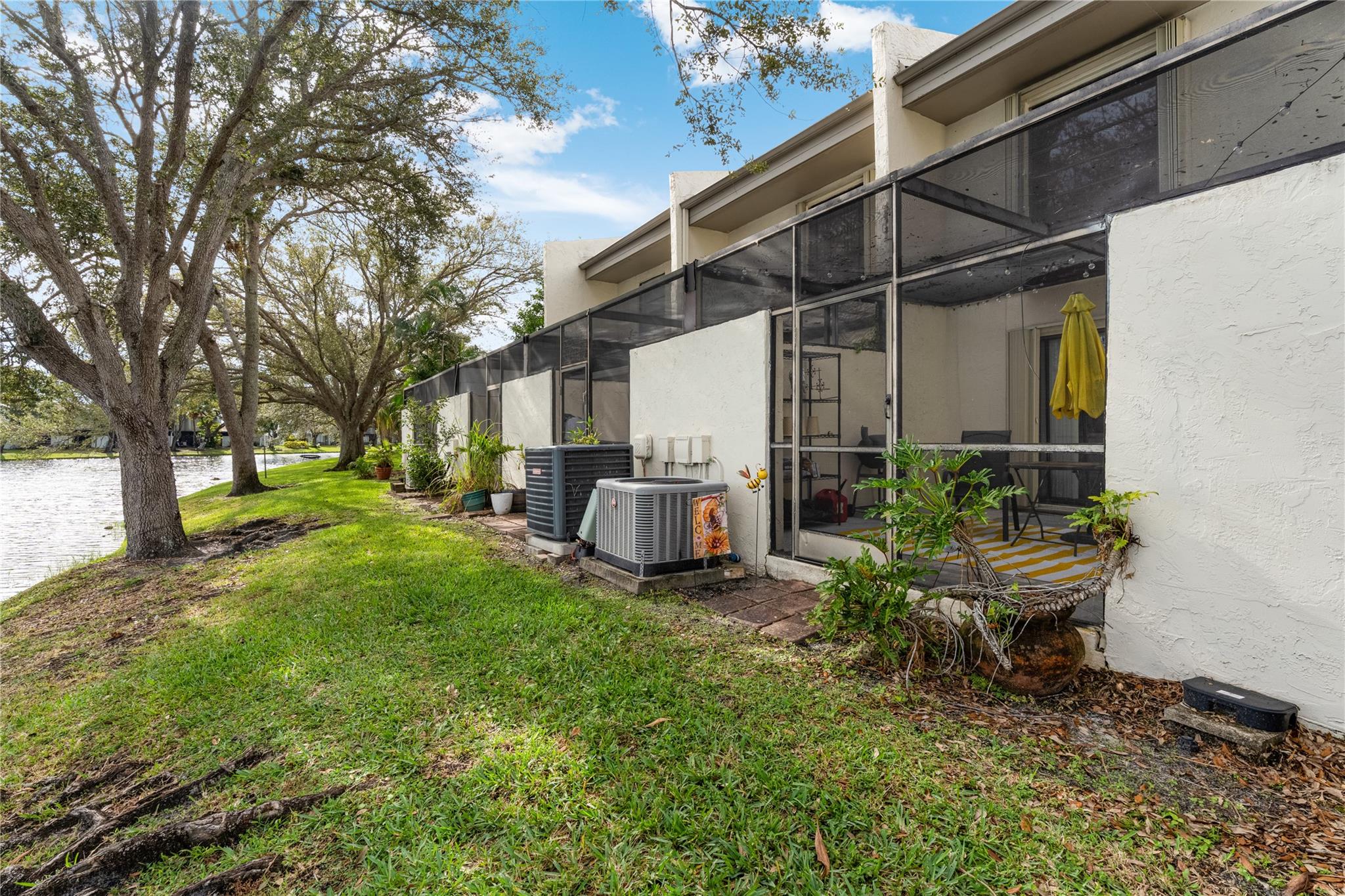 WESTVIEW CONDOMINIUM NO.8 - Residential