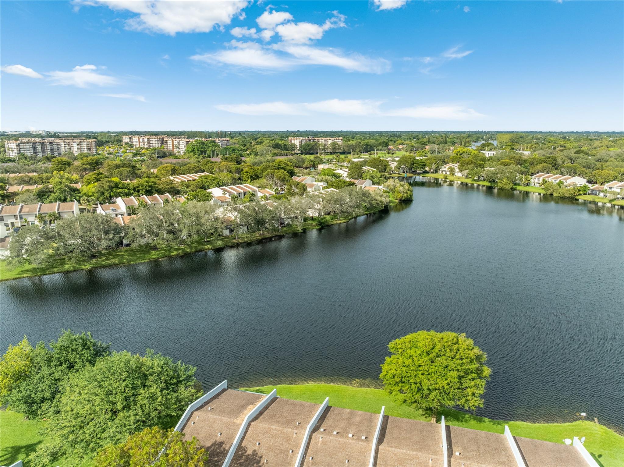 WESTVIEW CONDOMINIUM NO.8 - Residential