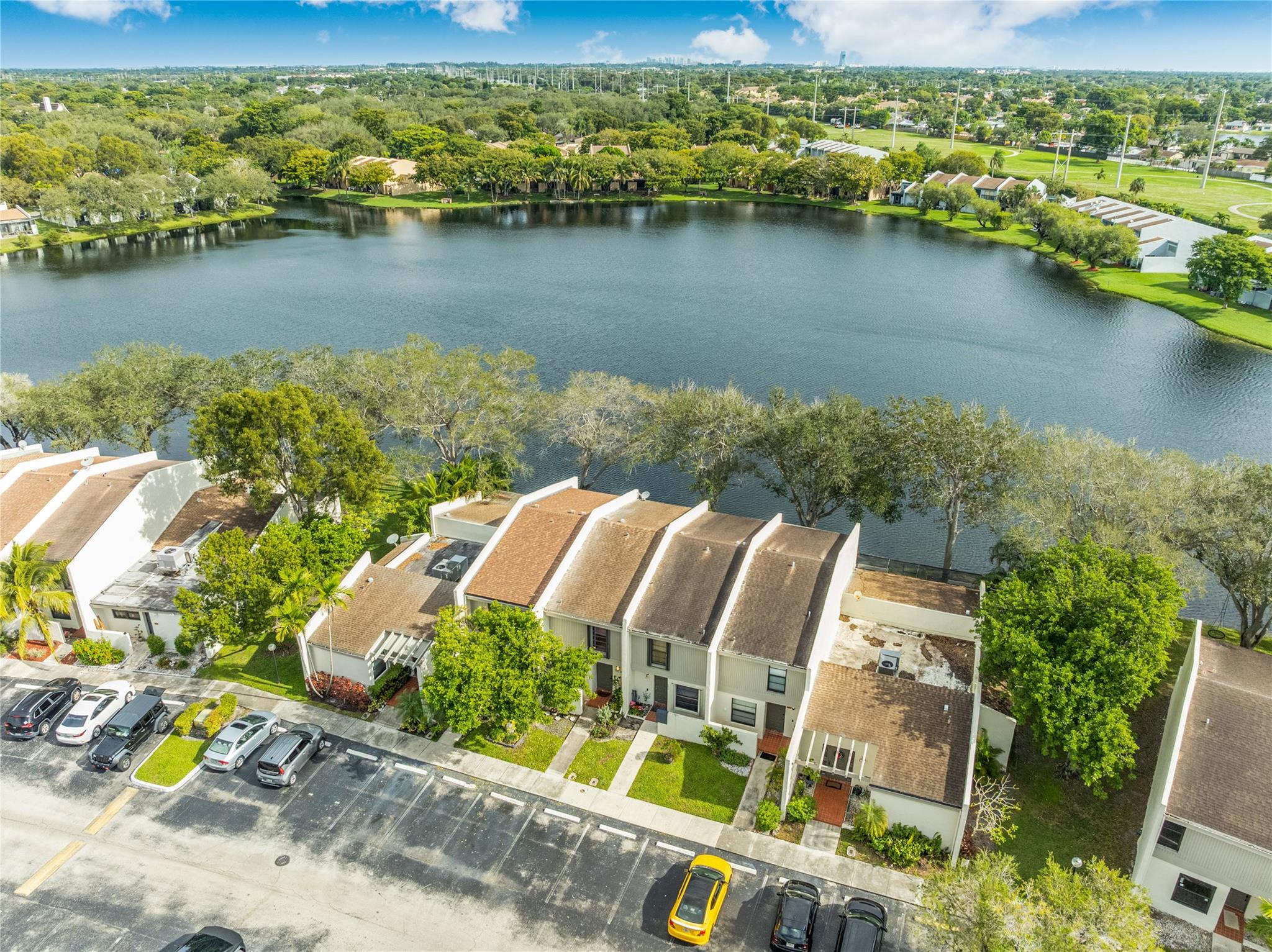 WESTVIEW CONDOMINIUM NO.8 - Residential