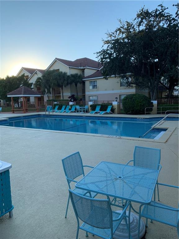 South Palm Place Condo - Residential Lease