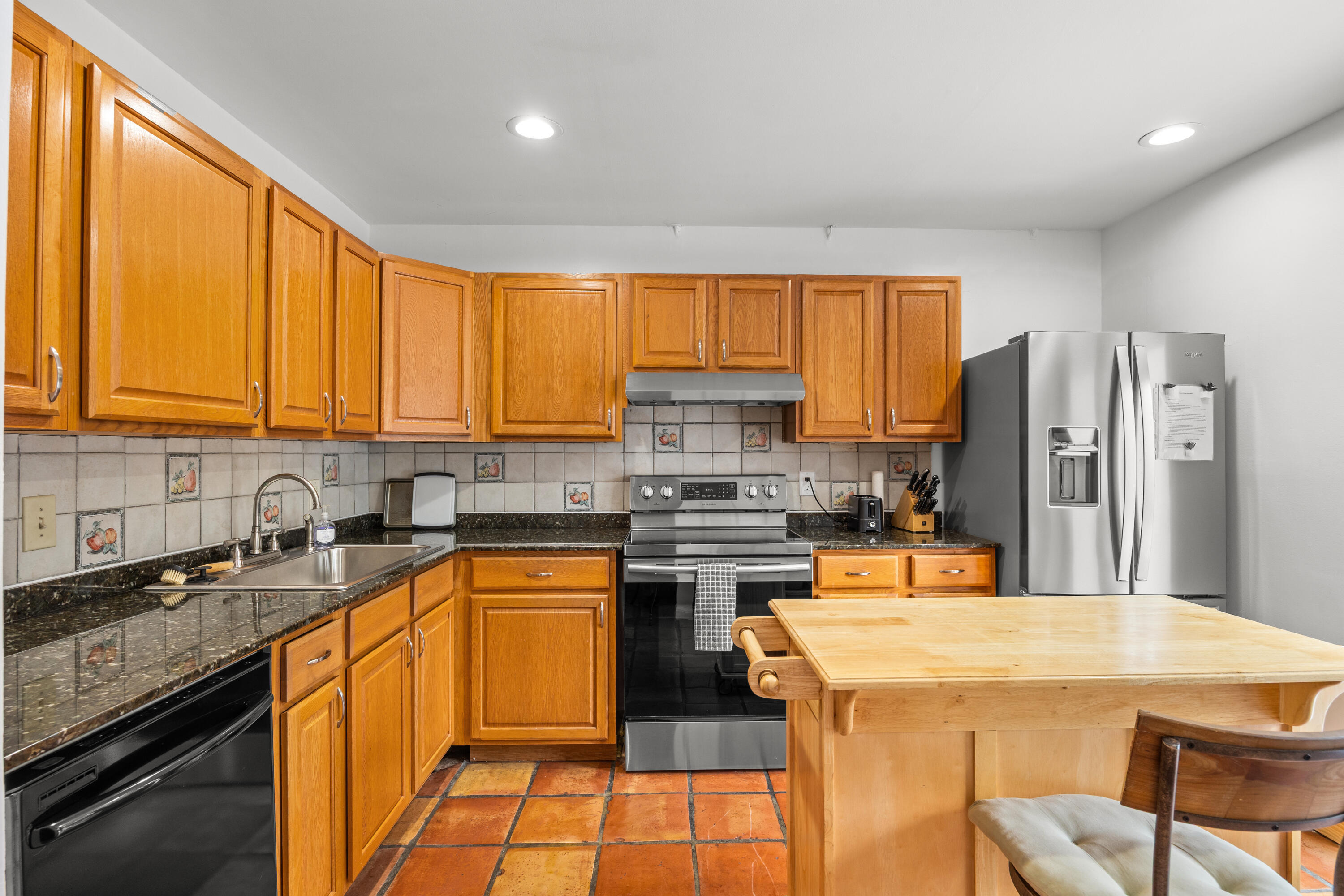 HIDDEN PINES OF WELLINGTON - Residential Lease