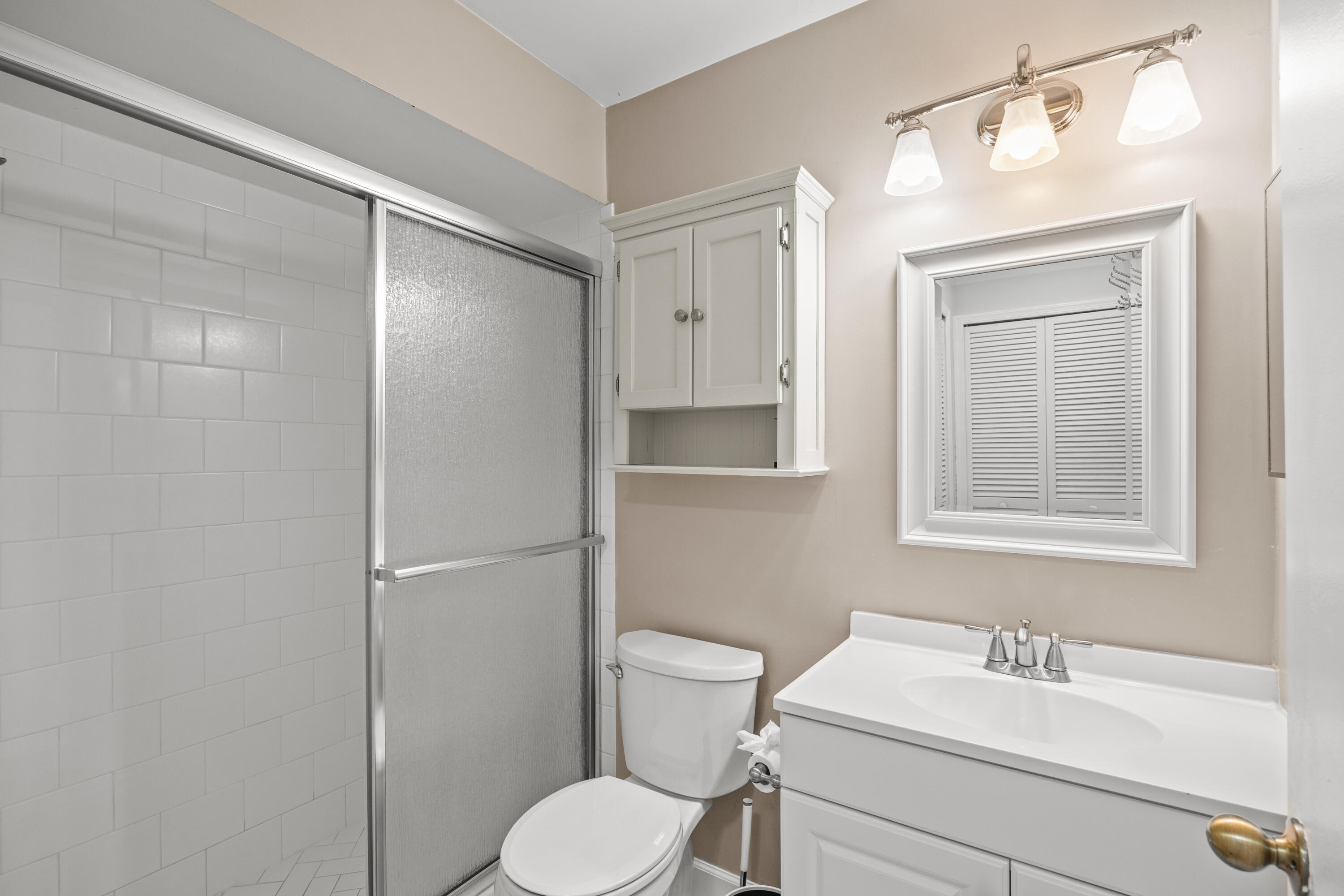 HIDDEN PINES OF WELLINGTON - Residential Lease