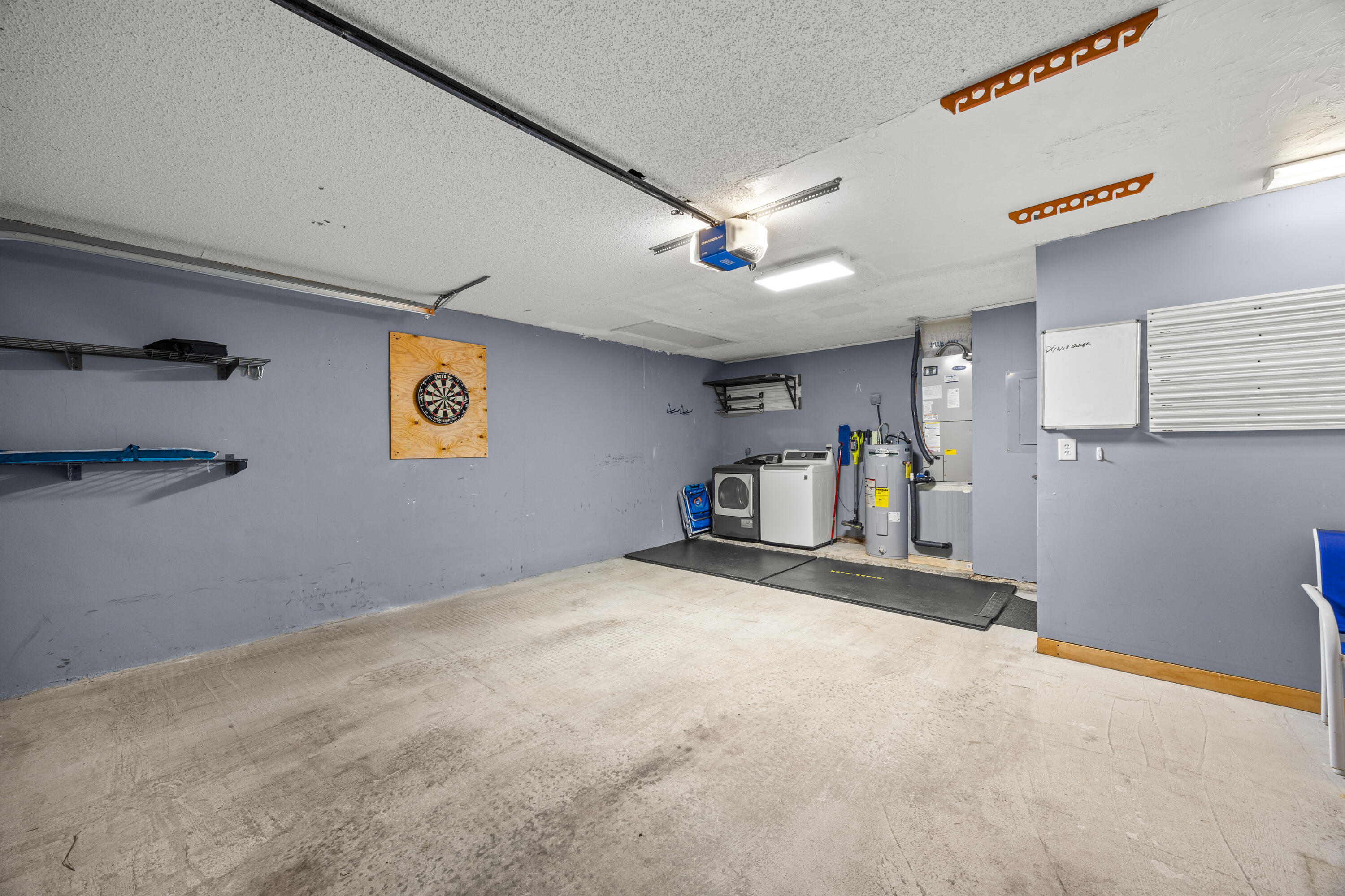 HIDDEN PINES OF WELLINGTON - Residential Lease