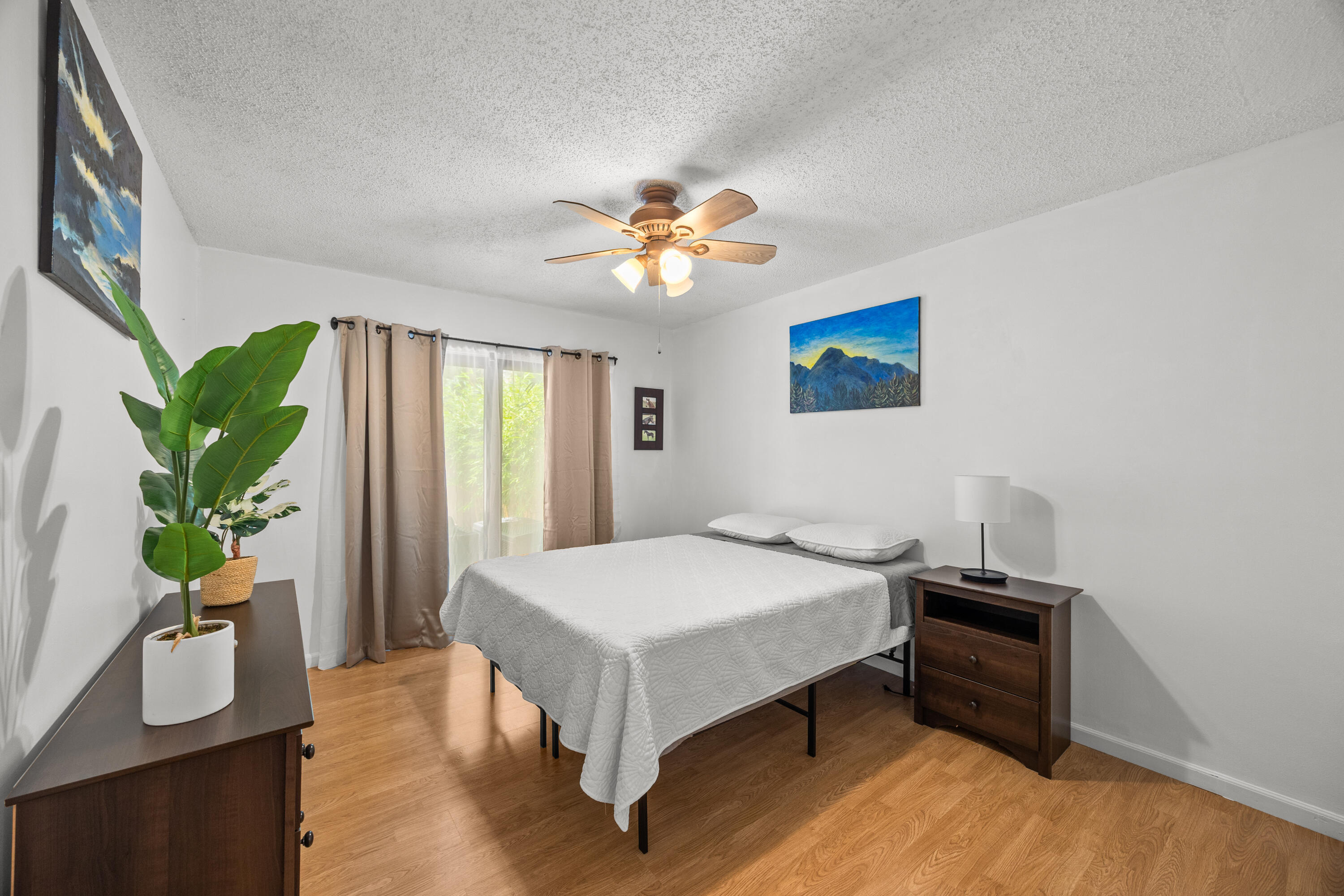 HIDDEN PINES OF WELLINGTON - Residential Lease