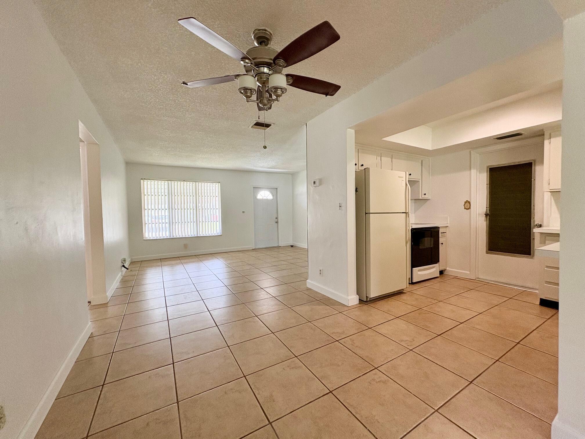 MAINLANDS OF TAMARAC LAKES - Residential