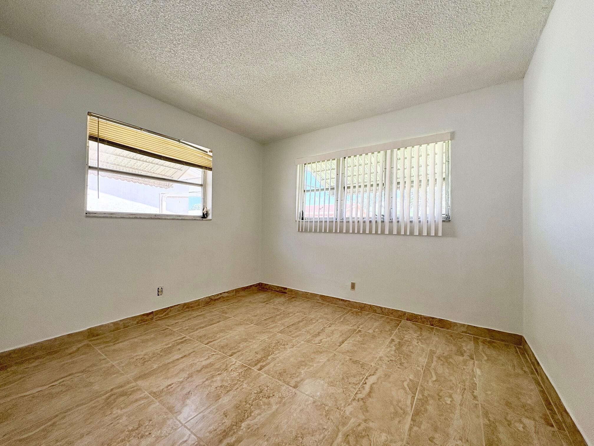MAINLANDS OF TAMARAC LAKES - Residential