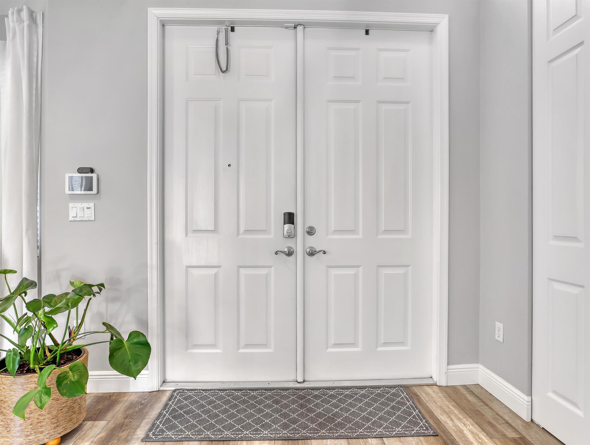 MADISON GREEN 1 PARS F AN - Residential Lease