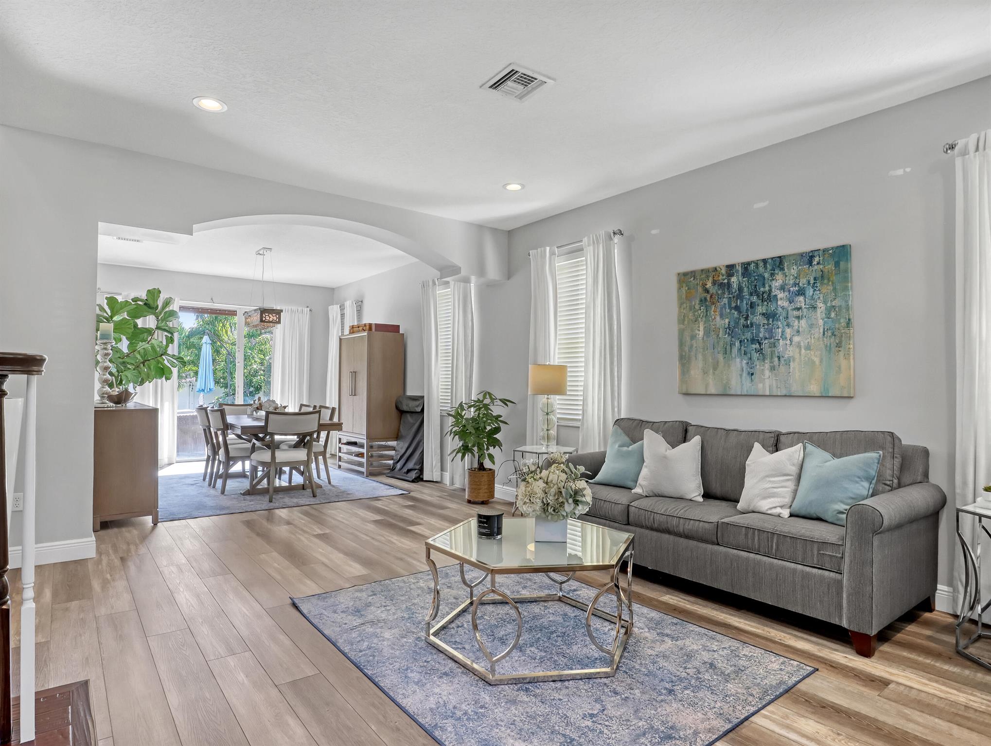 MADISON GREEN 1 PARS F AN - Residential Lease