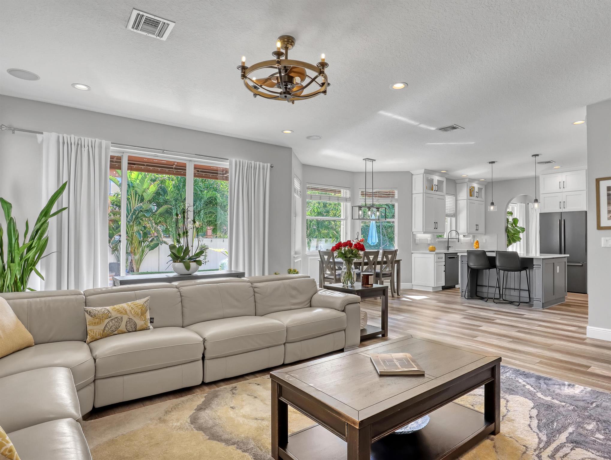 MADISON GREEN 1 PARS F AN - Residential Lease