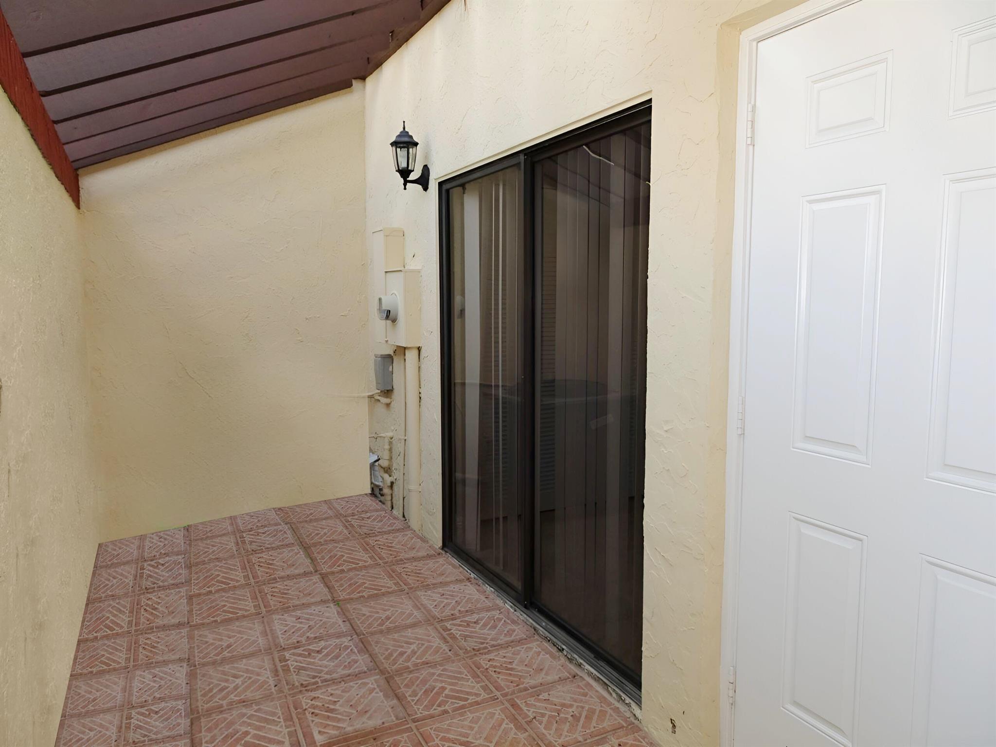Sunblest Townhomes - Residential