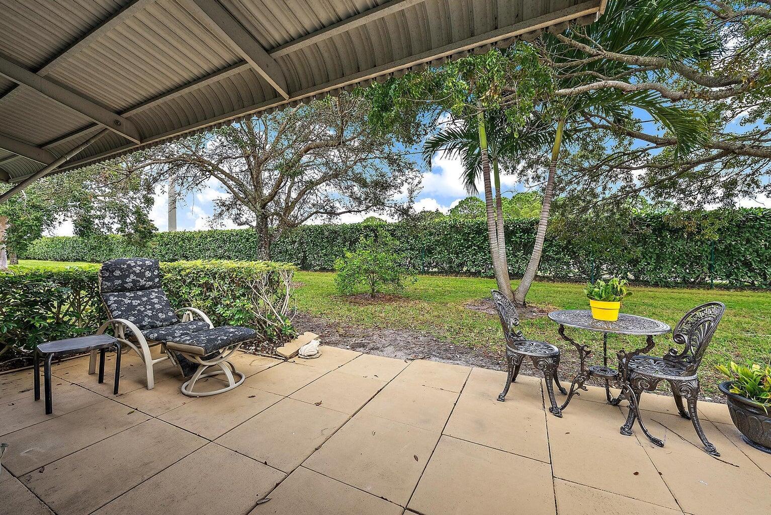 POINTE OVERLOOK CONDO - Residential