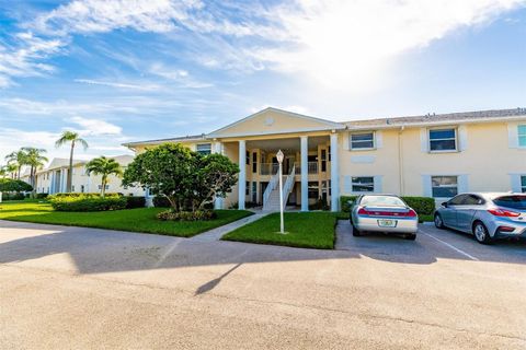 500 Grove Isle Circle 202 Vero Beach FL 32962