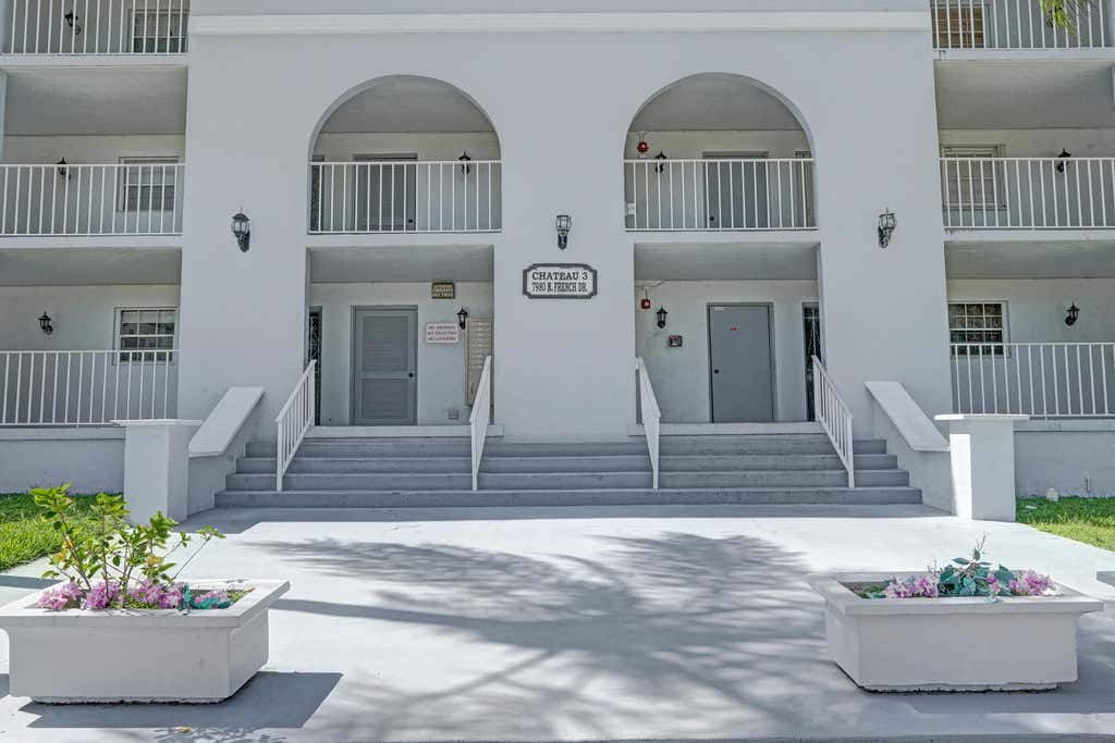 Photo of 7980 N FRENCH Drive #3-202, Pembroke Pines, FL 33024 (MLS # B26065215)