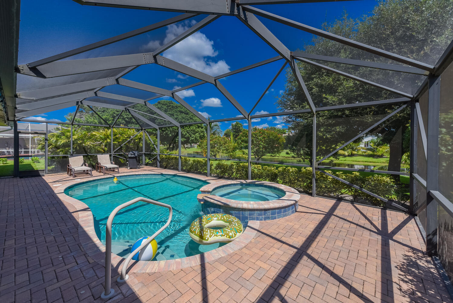 SUGAR POND MANOR OF WELLINGTON - Residential Lease