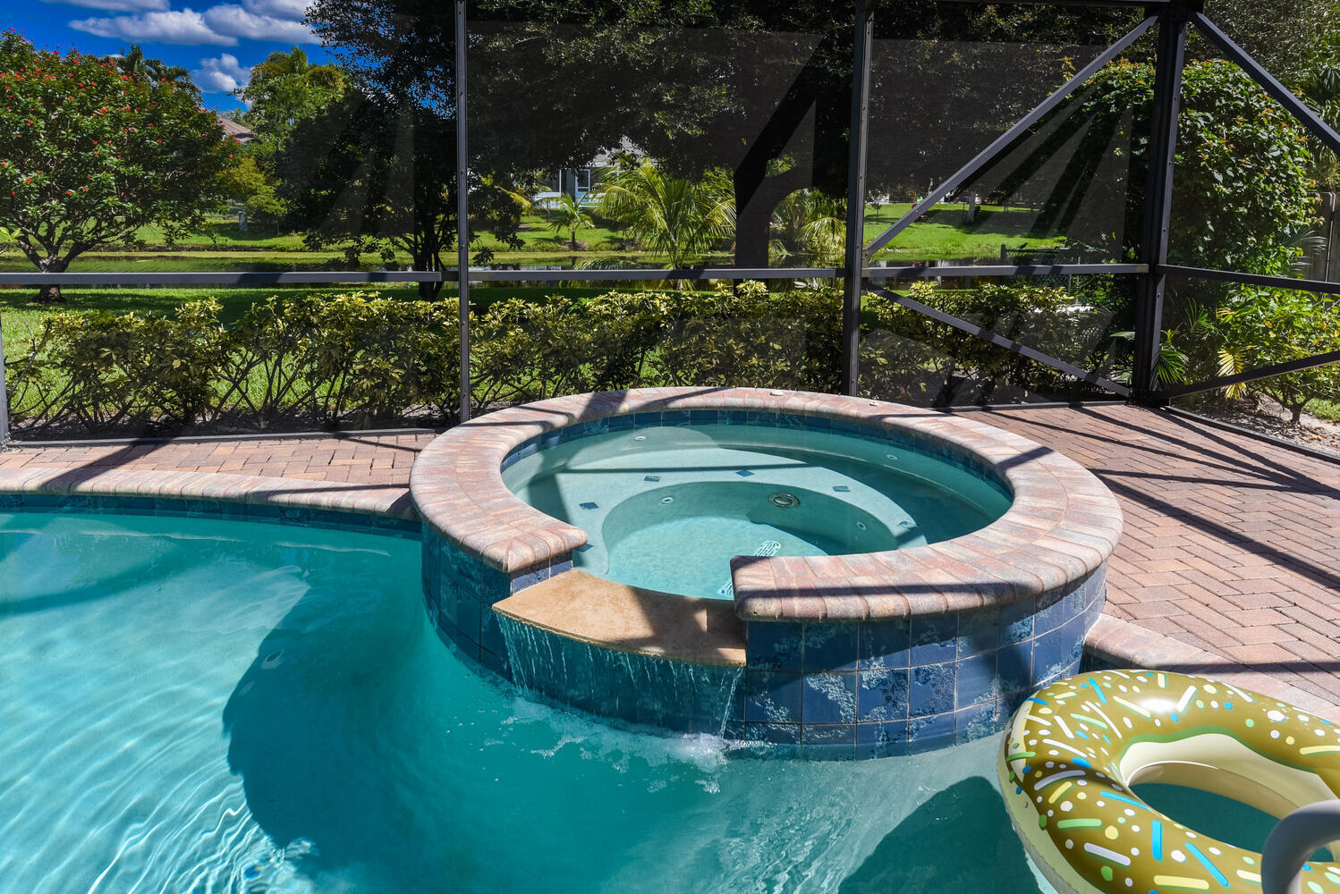 SUGAR POND MANOR OF WELLINGTON - Residential Lease