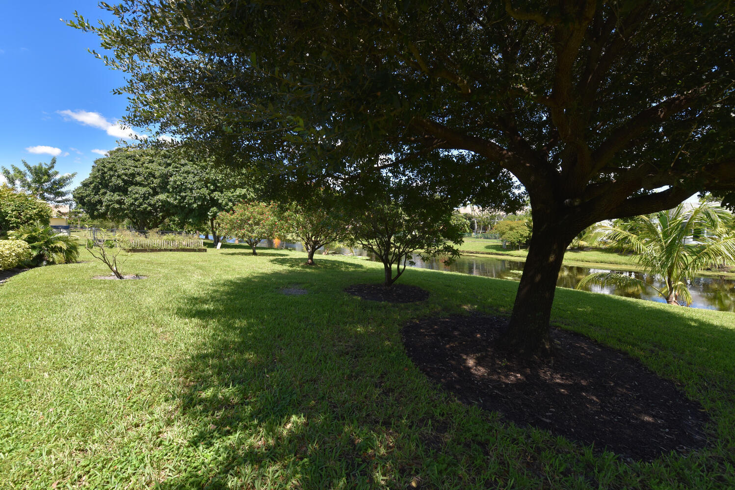 SUGAR POND MANOR OF WELLINGTON - Residential Lease