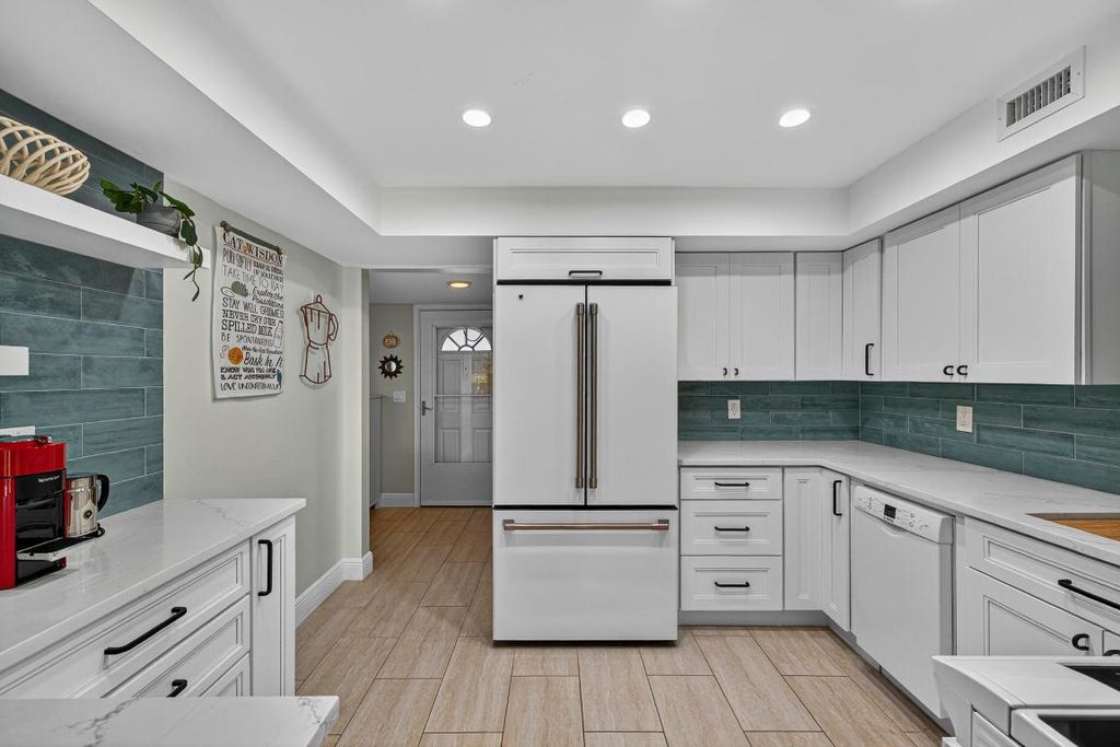 Photo of 149 NW 70th Street #204 A, Boca Raton, FL 33487 (MLS # R11120733)