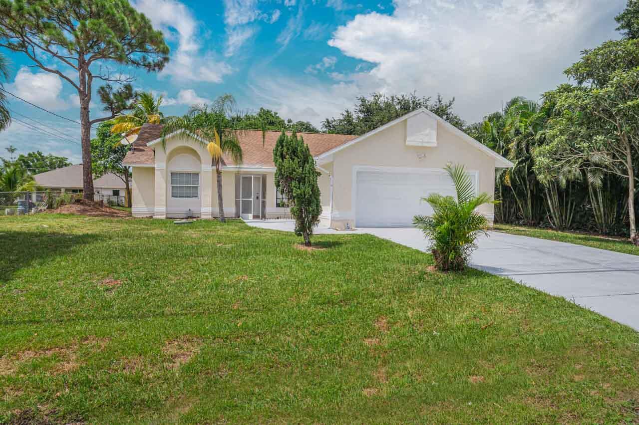 A MUST SEE! BEAUTIFUL PROPERTY COMPLETELY REMODELED, METICULOUS CONDITION, NICE STAINLES STEAL APPLIANCES BIG BACKYARD AVAILABLE FOR IMMEDIATE OCCUPANCY