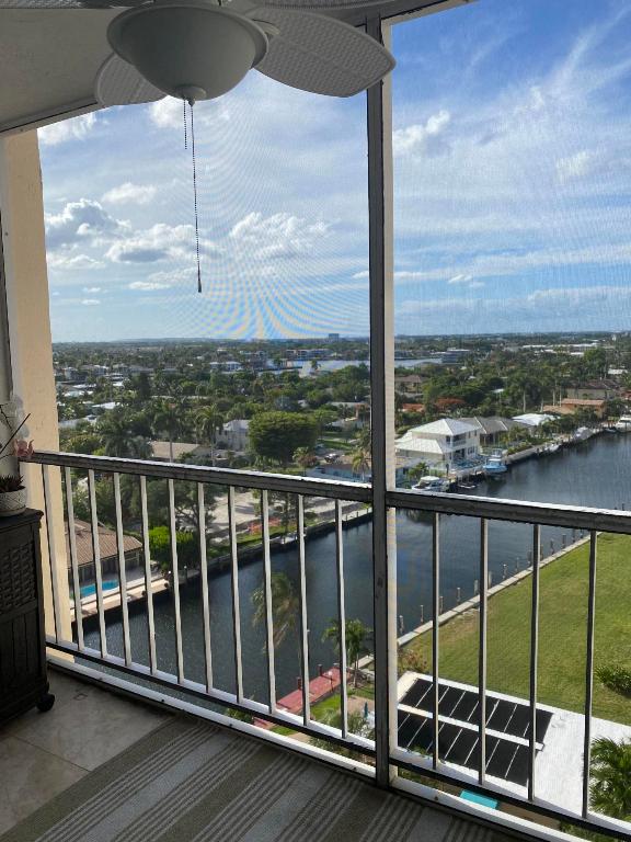 DEPHI TOWERS - Residential Lease