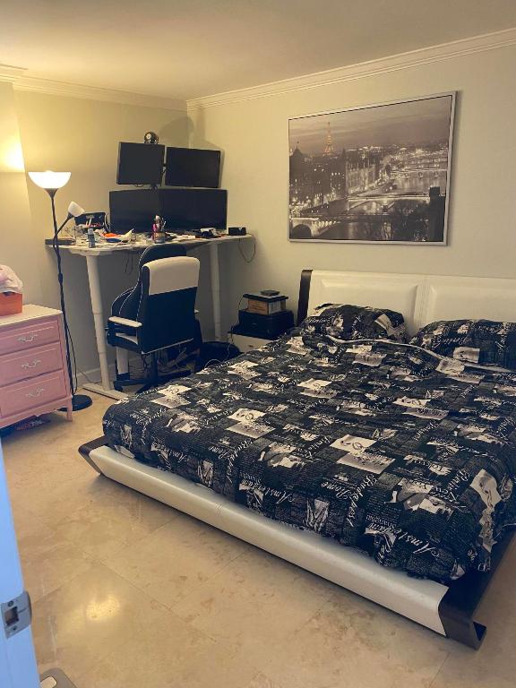 DEPHI TOWERS - Residential Lease