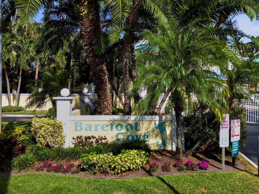 BAREFOOT COVE TOWNHOMES - Residential