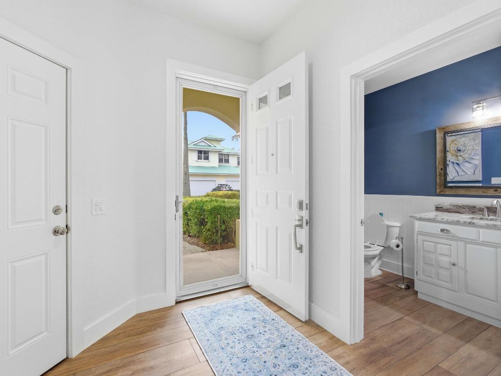 BAREFOOT COVE TOWNHOMES - Residential