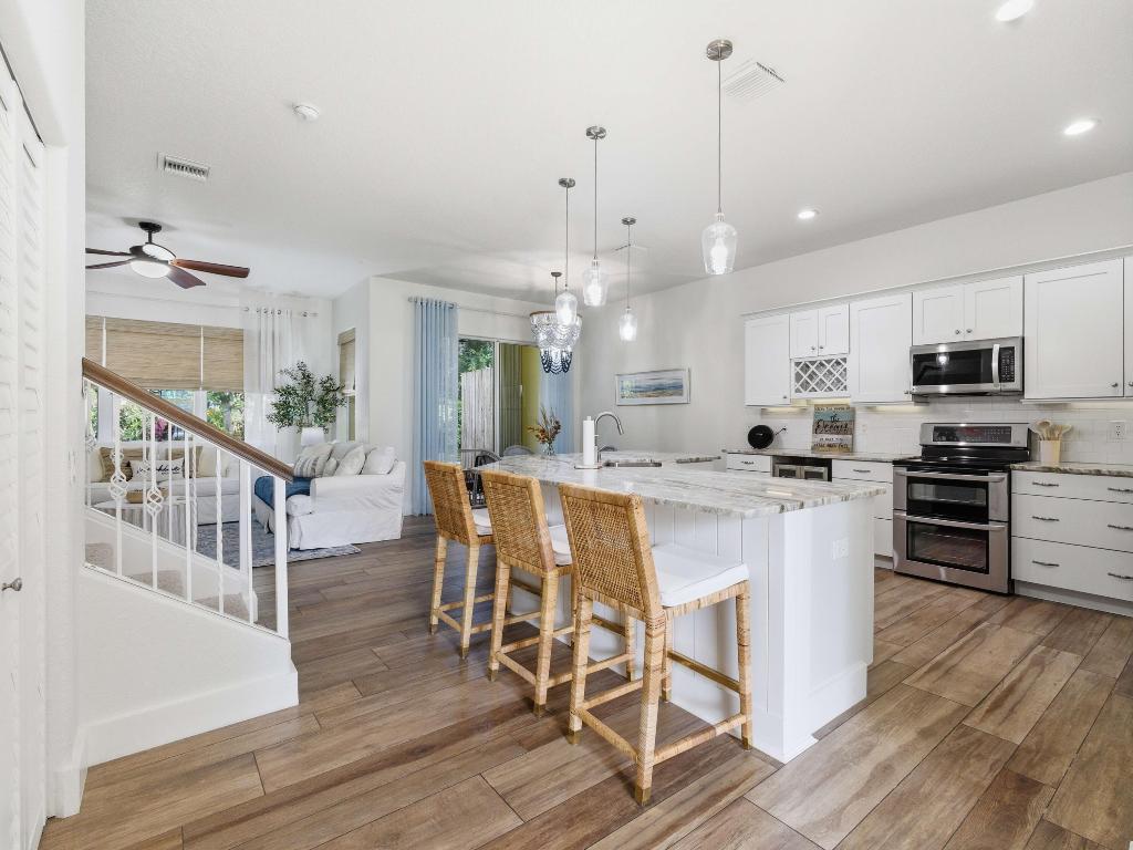 BAREFOOT COVE TOWNHOMES - Residential