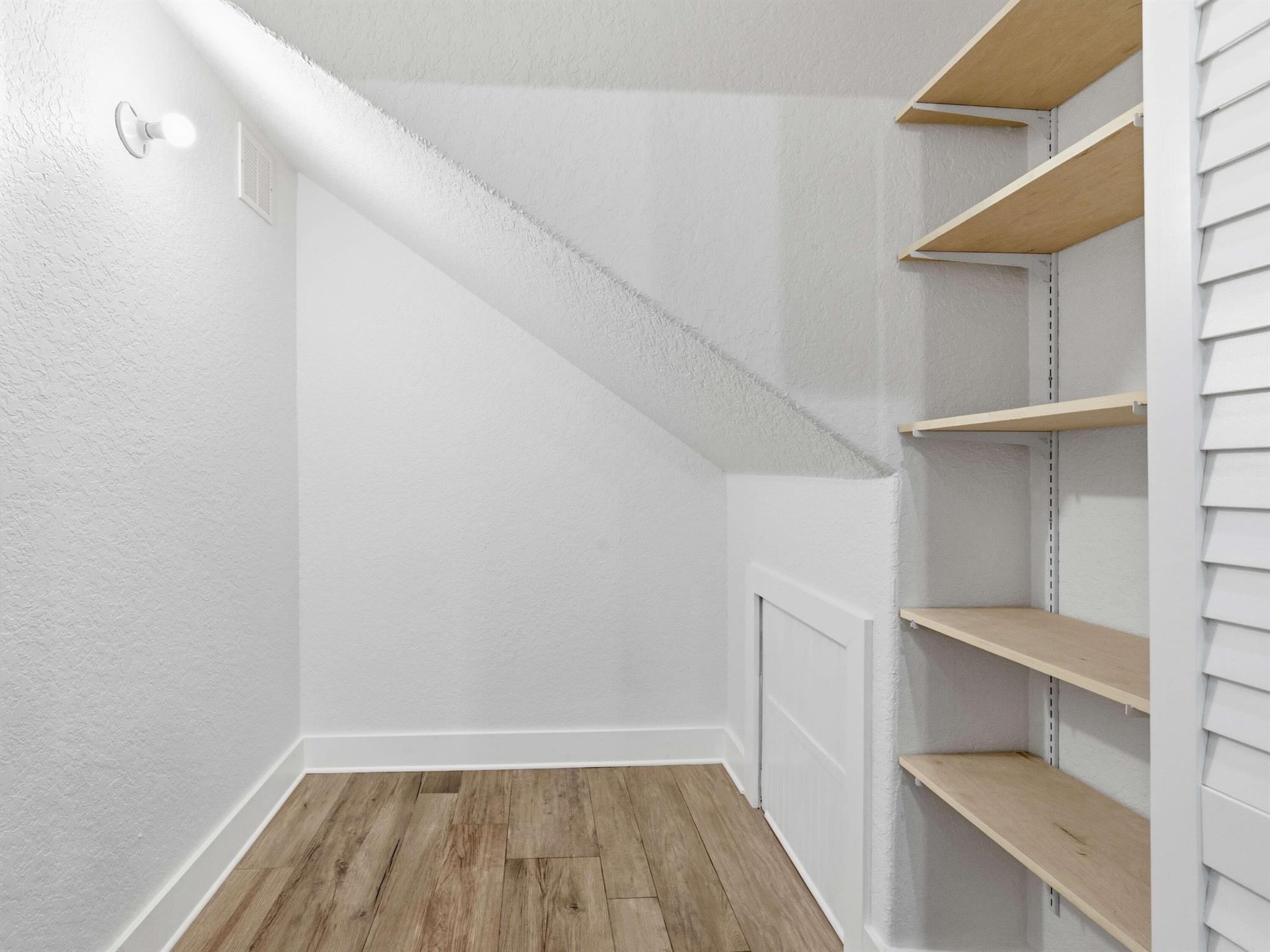 BAREFOOT COVE TOWNHOMES - Residential