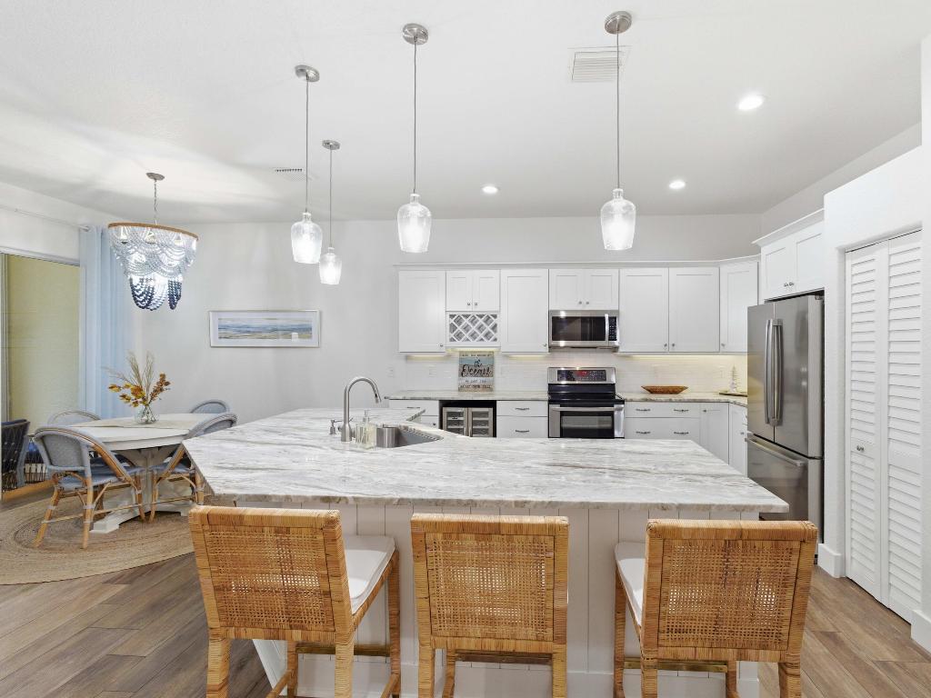 BAREFOOT COVE TOWNHOMES - Residential