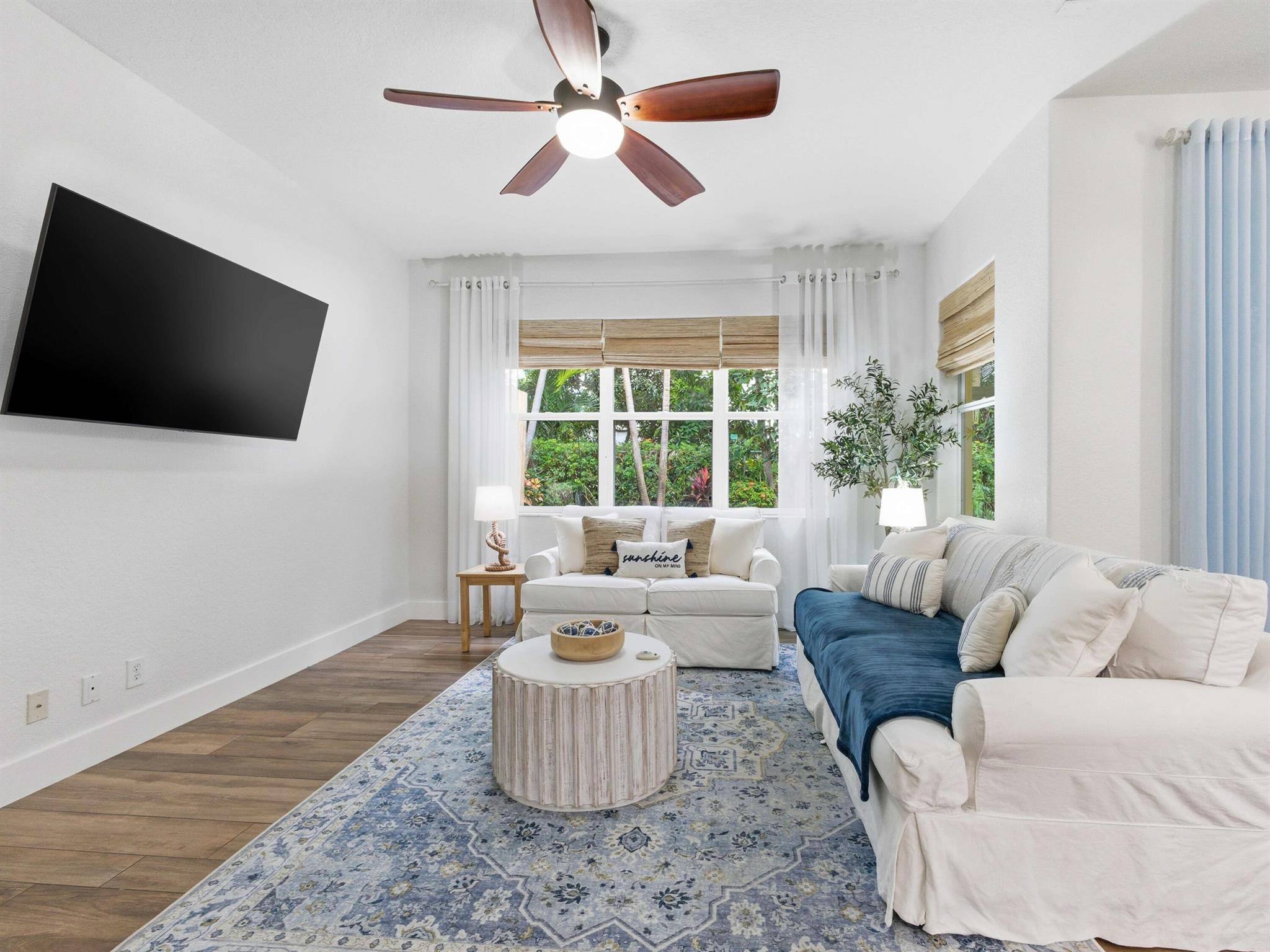 BAREFOOT COVE TOWNHOMES - Residential