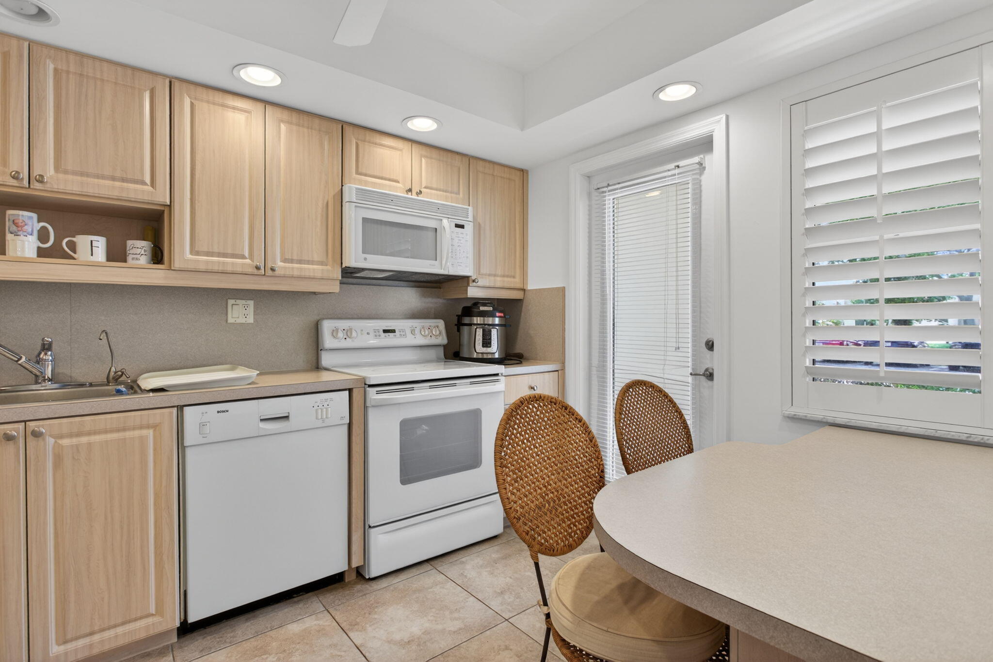3150 NE 48th Court 104