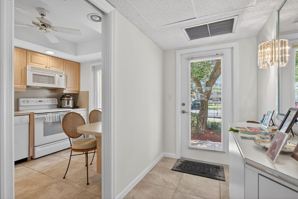 Photo of 3150 NE 48th Court #104, Lighthouse Point, FL 33064 (MLS # B26029977)