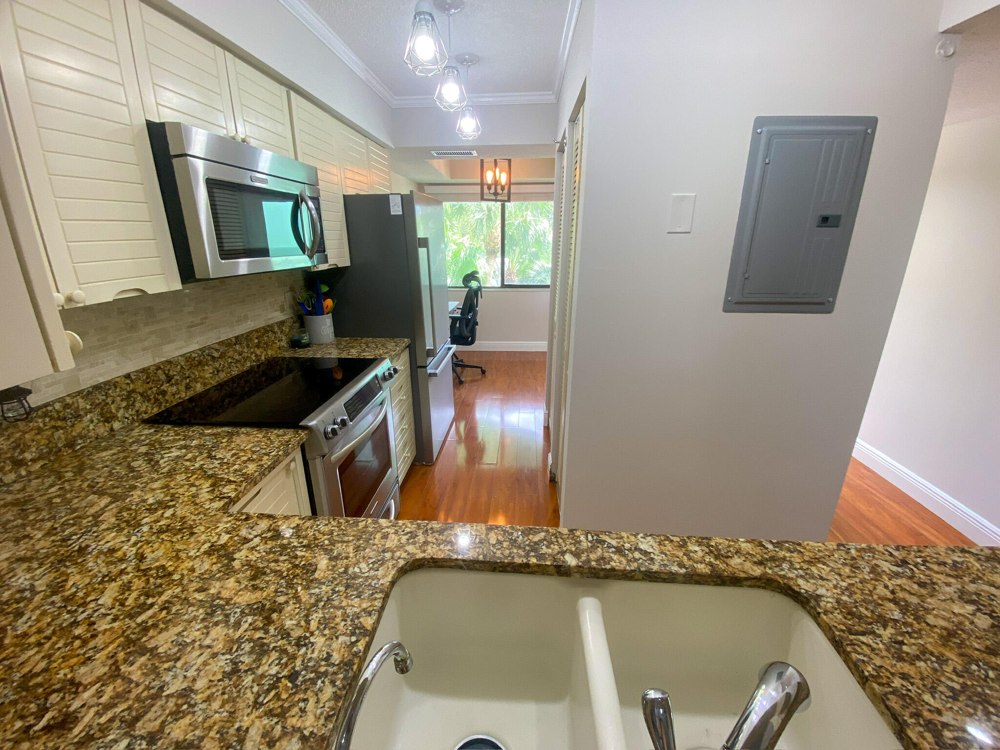 MORNINGSTAR AT DELRAY - Residential Lease