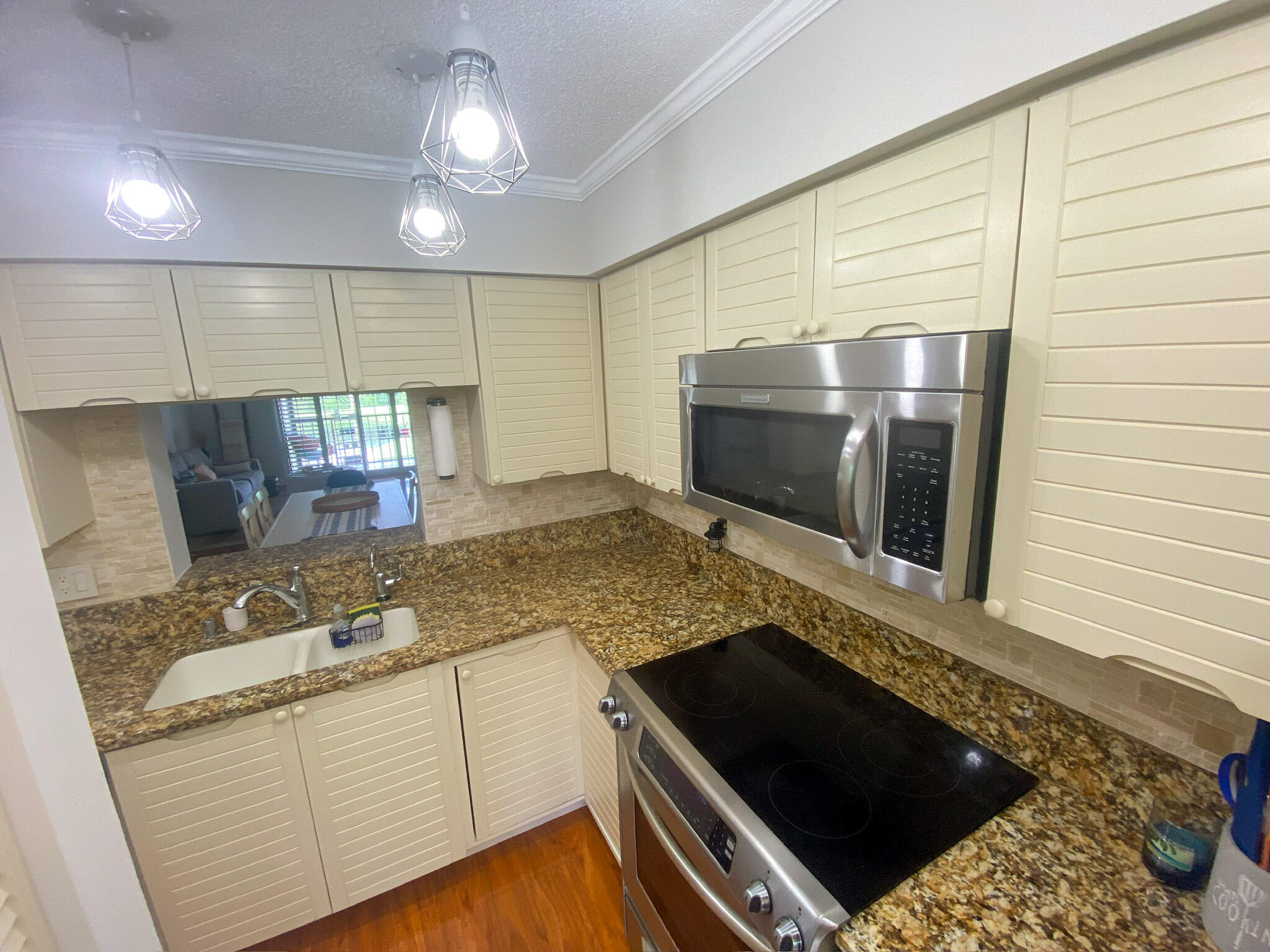 5884 Morningstar Circle 306