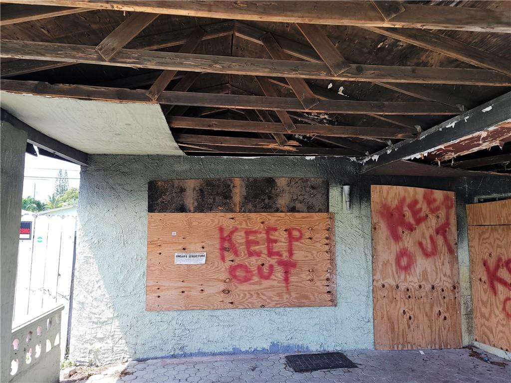2807 NW 4th Court