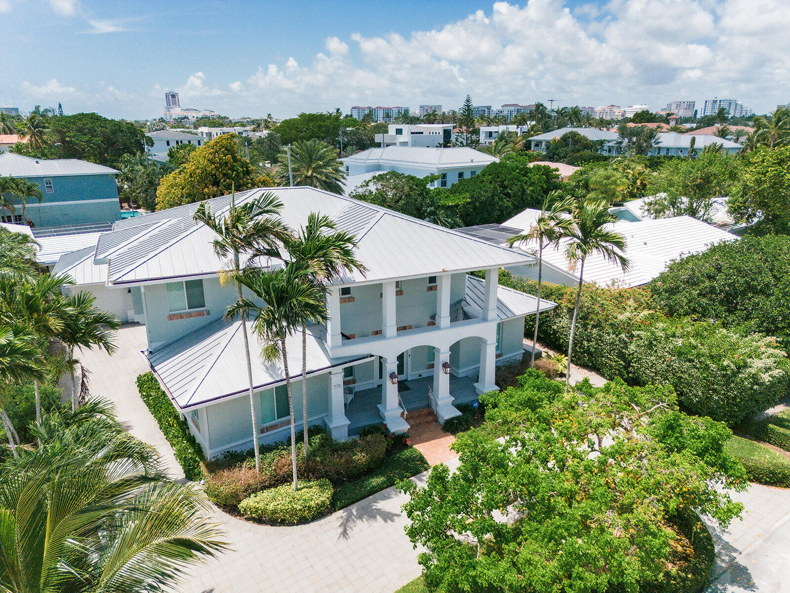 View photos, virtual tours, details... 770 NE 6th Street