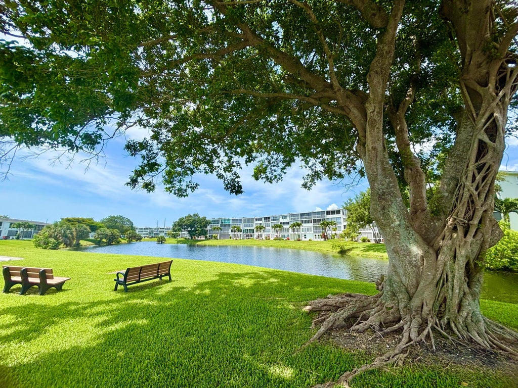 Photo of 2069 Oakridge F #Unit 2069, Deerfield Beach, FL 33442 (MLS # B26043014)