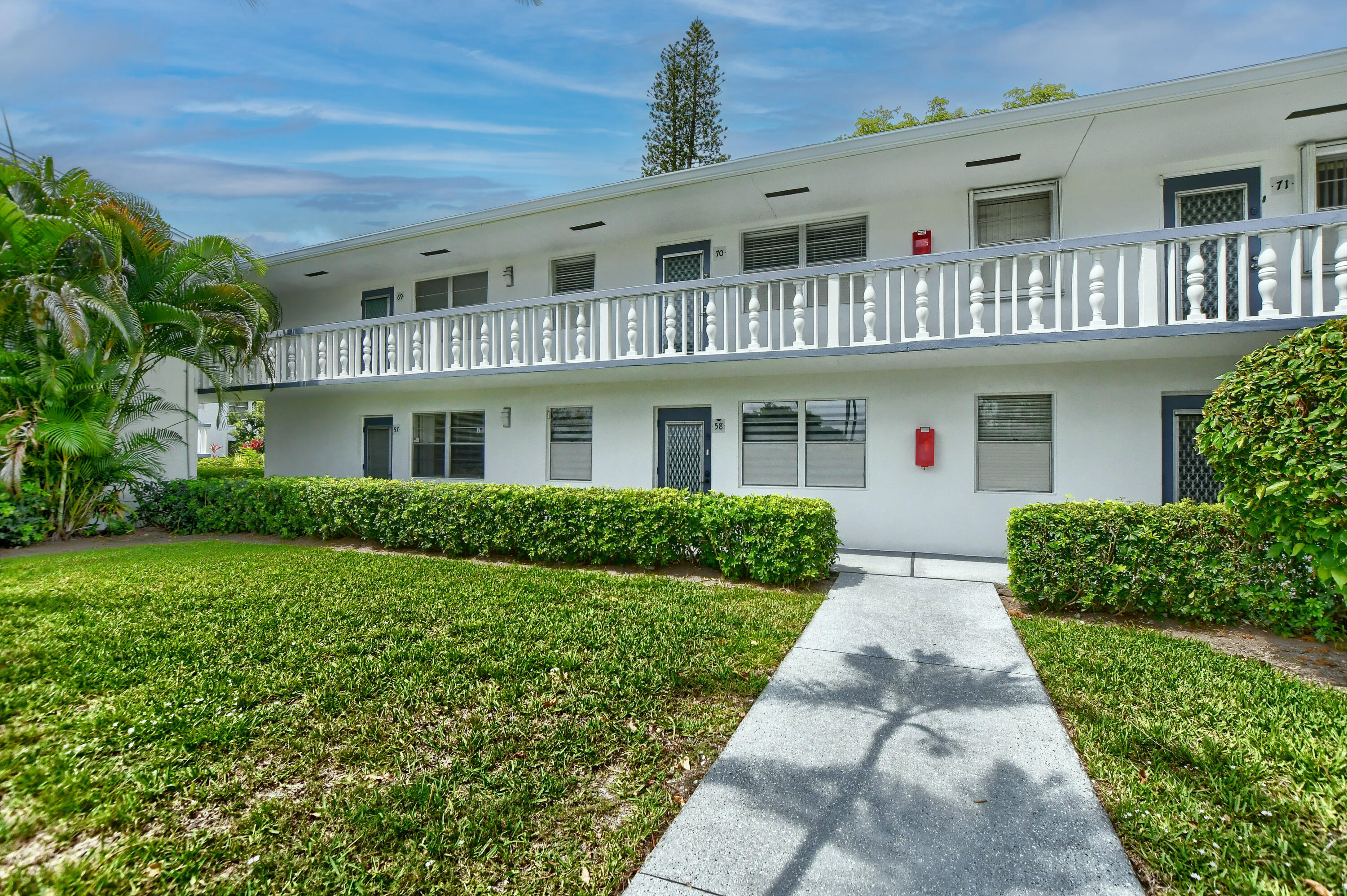 LYNDHURST C CONDO - Residential