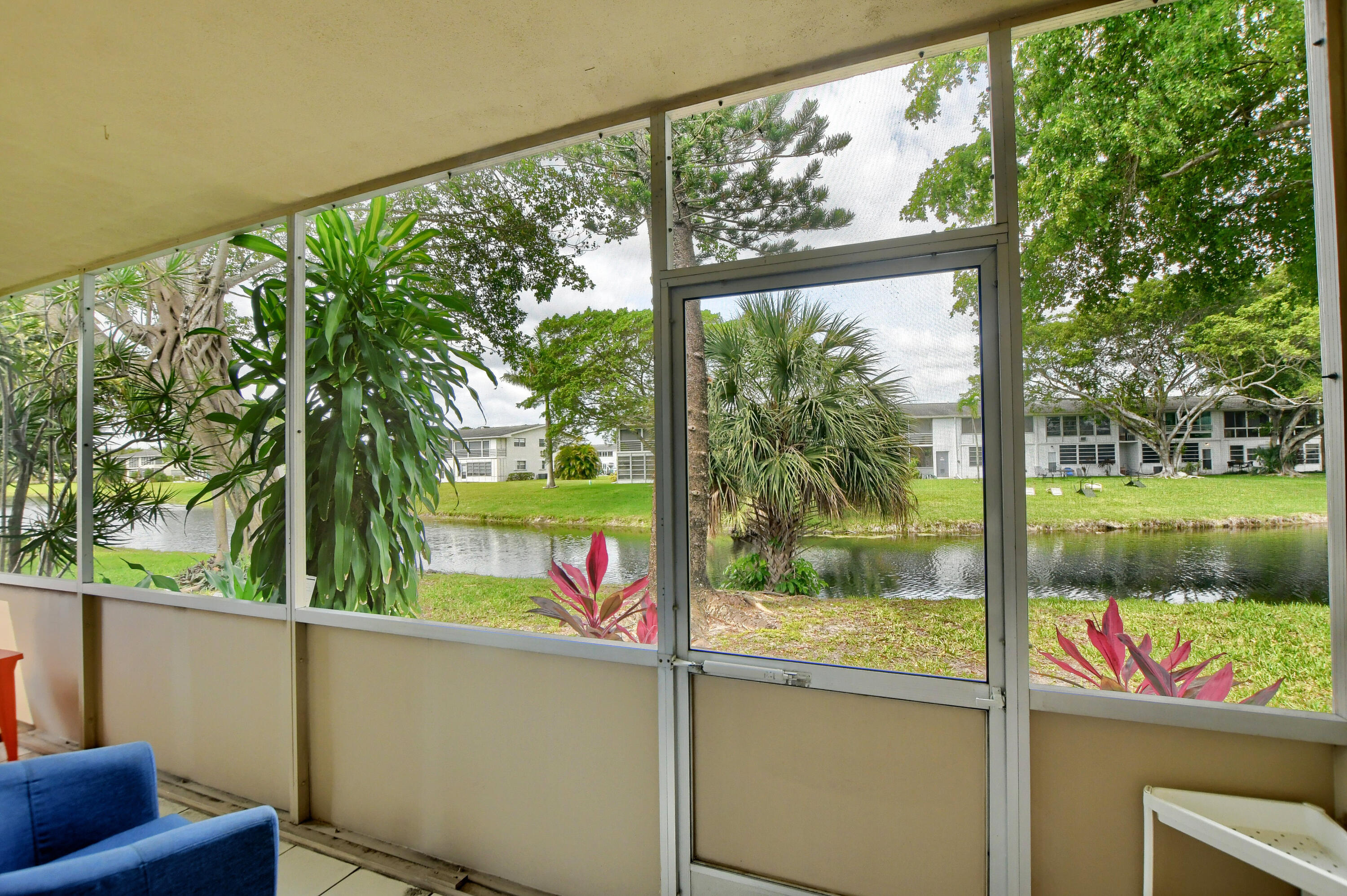 LYNDHURST C CONDO - Residential