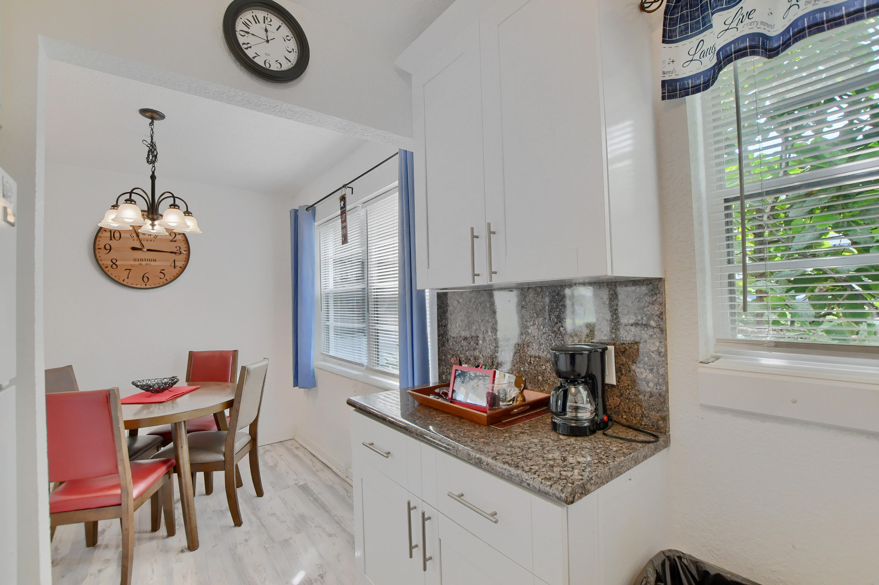 LYNDHURST C CONDO - Residential