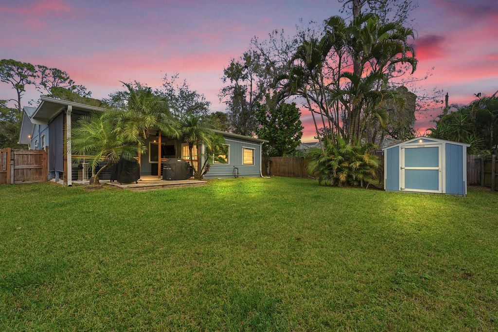 Photo of 6555 5th Place, Vero Beach, FL 32968 (MLS # R11155617)
