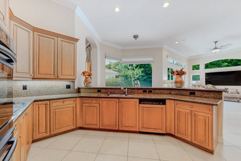 Tiny photo for 11065 Canary Island Court, Plantation, FL 33324 (MLS # B26048572)