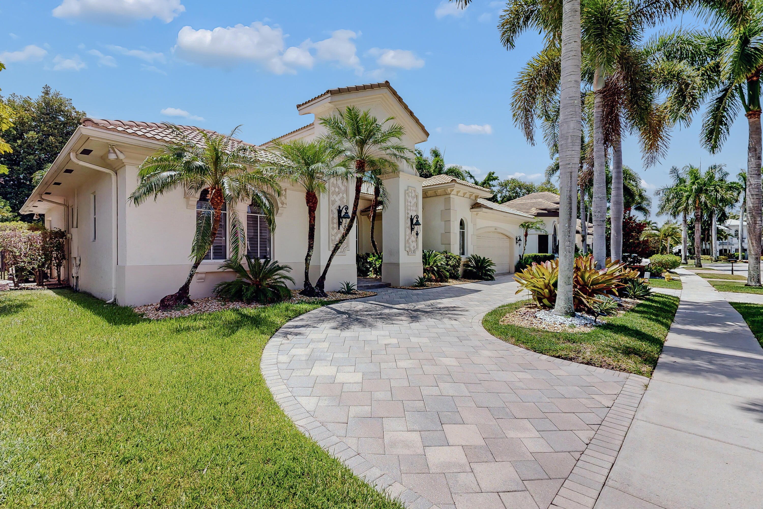 11065 Canary Island Court