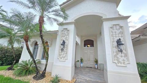 Tiny photo for 11065 Canary Island Court, Plantation, FL 33324 (MLS # B26048572)